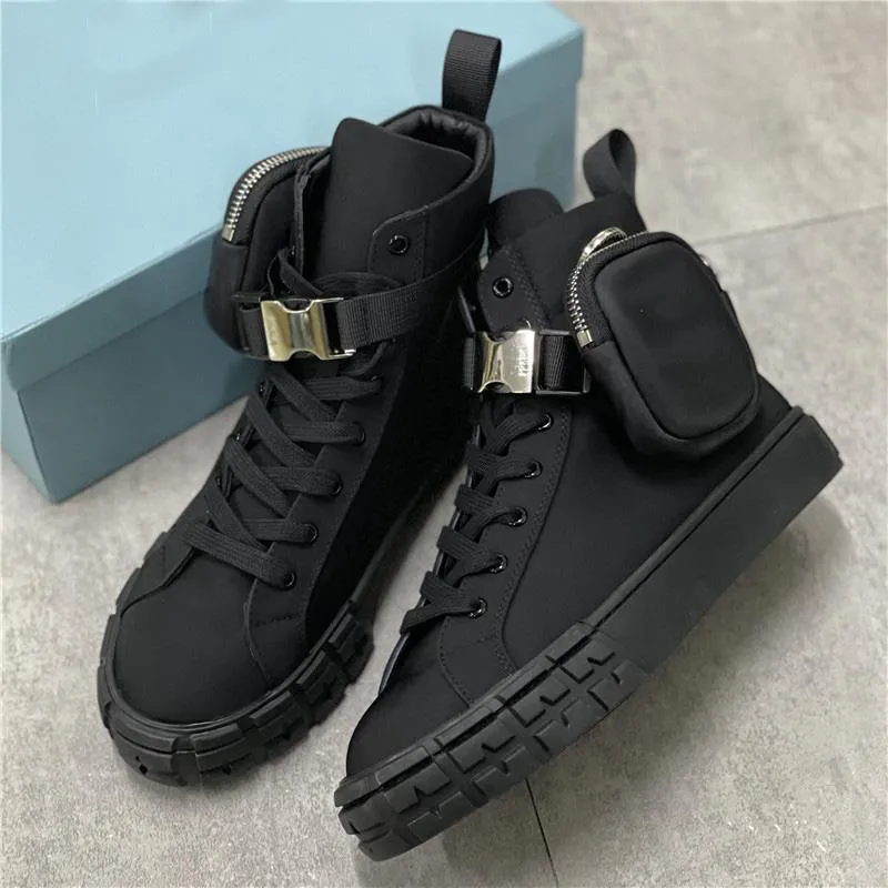 Designer Wheel Re-Nylon Sneakers Uomo Donna Piattaforma Scarpe Casual High Top Boots High top combat Lace Up Flat Trainer with box 260