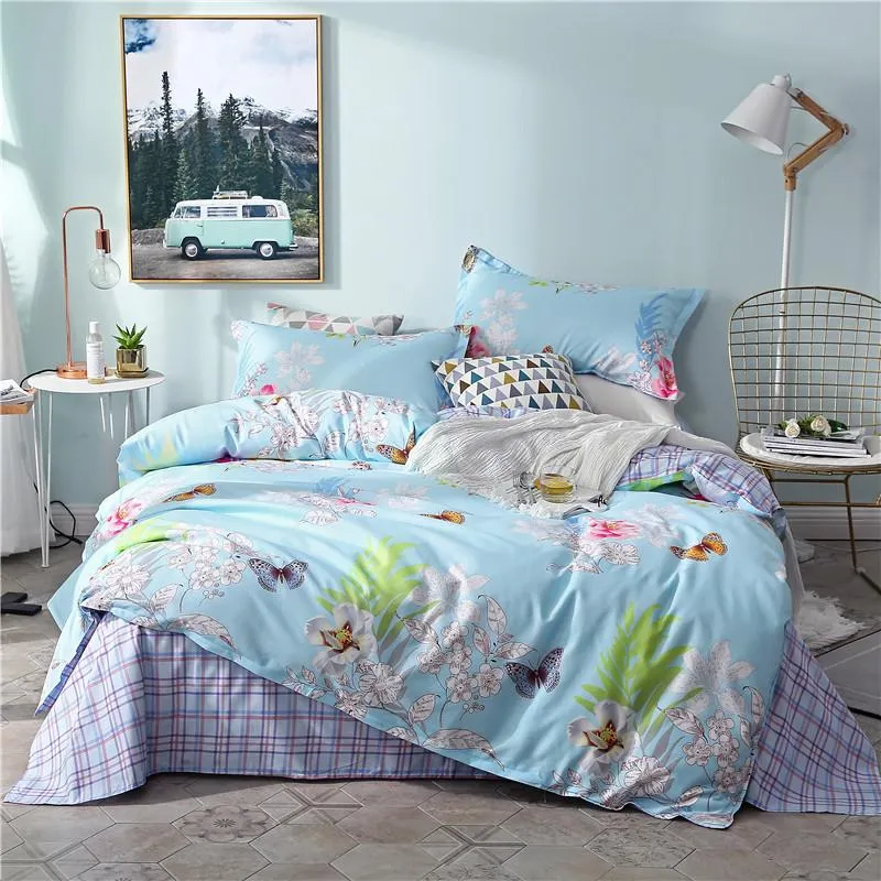Bedding Sets Blue Version Bushes And Butterflies Set Grid Duvet Cover