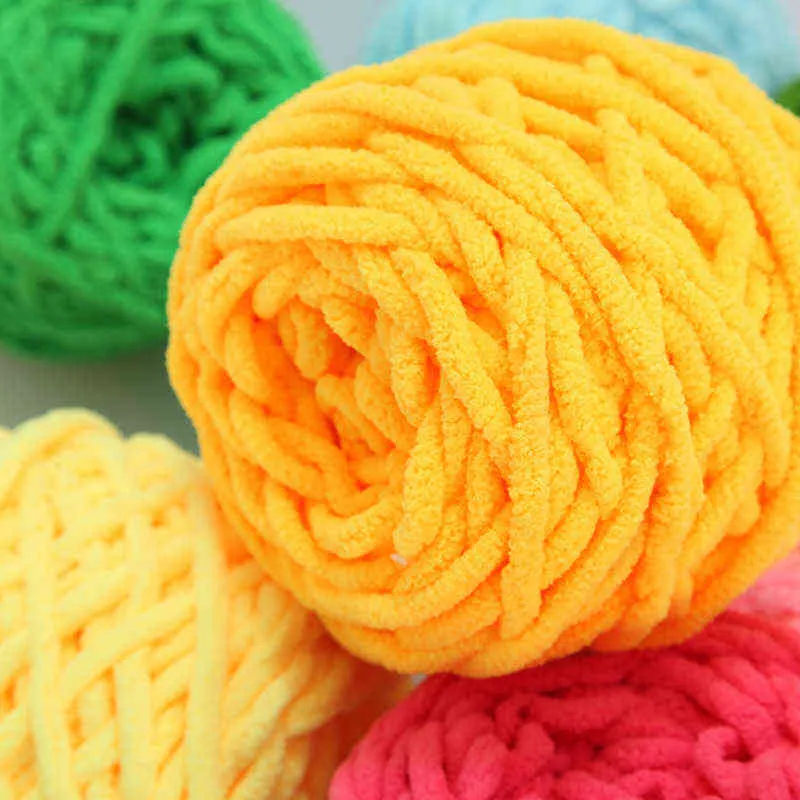 Pretty Comy Dye Hand-knitted Yarn Hand Knitting Soft Milk Cotton Yarn Thick Wool Yarn Big Wool Scarf Blanket, Red