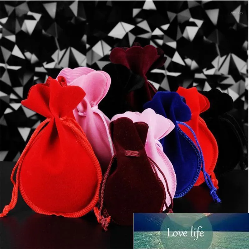 Gift Wrap 10pcs Arrived Flannelette Jewelry Bags Flannel Protection Wedding Candy Packaging Solid Black Red Cute Bag Delicate1 Factory price expert design Quality