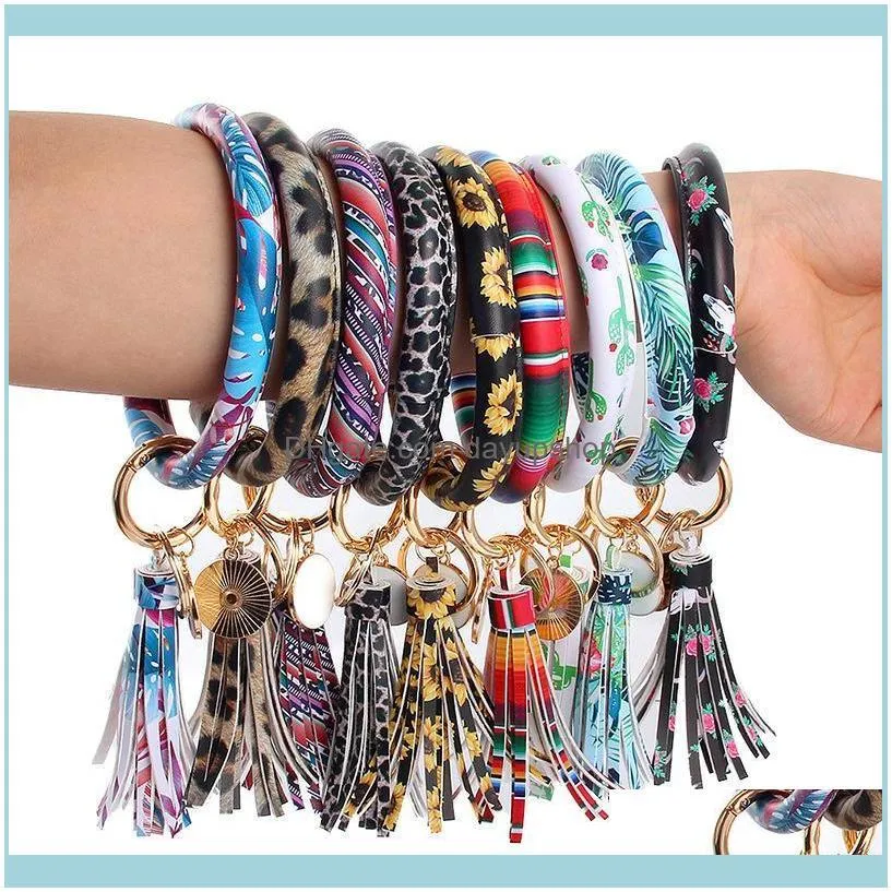 2020 New Fashion PU Leather Bracelet Keychain Tassel Pendant Sports Wallet Keyring for Women Jewelry Key Chains Charms Hot Sell