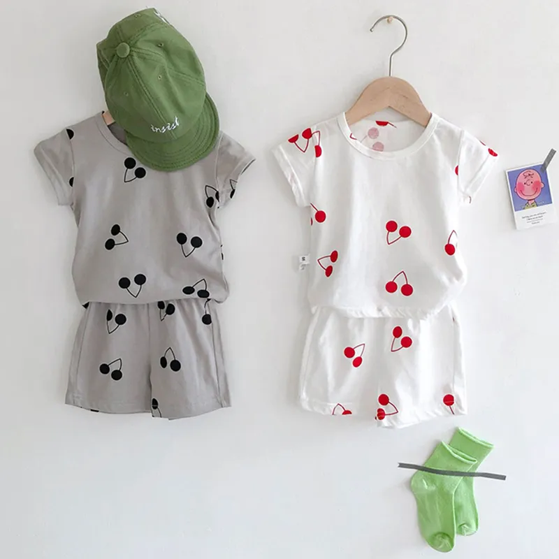 1-3yrs baby meisjes kleding sets kinderen cherry tweedelige zomer set jongens casual katoen pak jumpsuits 210429