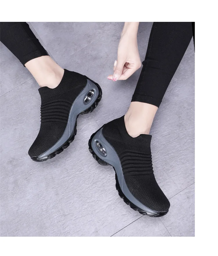 Zapatos de mujer de talla grande 2022, zapatillas de deporte tejidas voladoras con cojín de aire, calcetines informales de moda, zapatos WM107