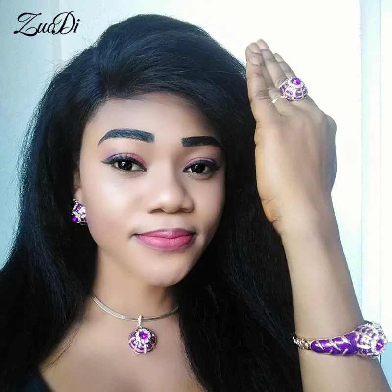 Örhängen Halsband Grace Noble Guld Färgglada Smycken Sätta Nigeriansk Bröllopskvinna Partihandel Saudiarabien Arräng Ring