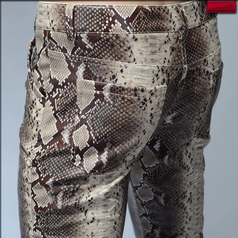 Fashion Men Slim Faux Python Snake Print Leather Pants Men's Personality PU Leather Trousers Chandal Male High Quality 210518