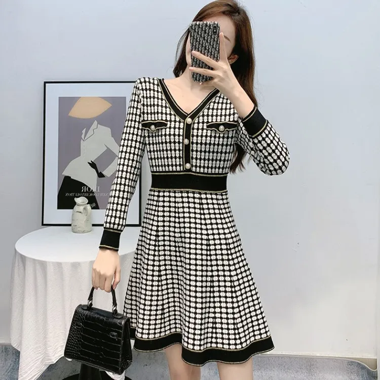 Autumn Women Korean Fashion Sexy V-Neck Long Sleeve Plaid Knitted Sweater Casual Slim Dresses Vestidos 210518