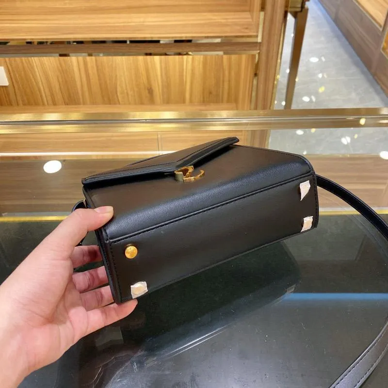 Cross Body Bags Classic High Quality Black Crossbody Bag Genuine Real Leather Chain Purse Handbag Leather Ladies Shoulder Bags