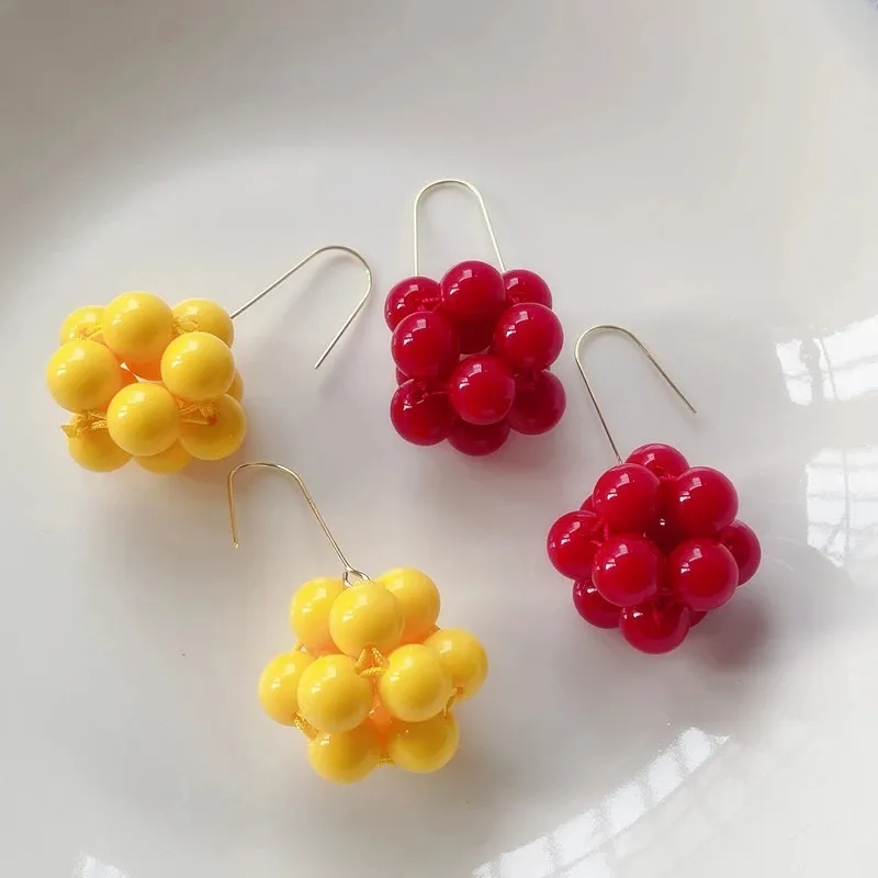 Baumeliger Kronleuchter 2022 Neue handgemachte kubische Perlen Ohrringe Persönlichkeit einzigartige gelbe rote Kugelerie
