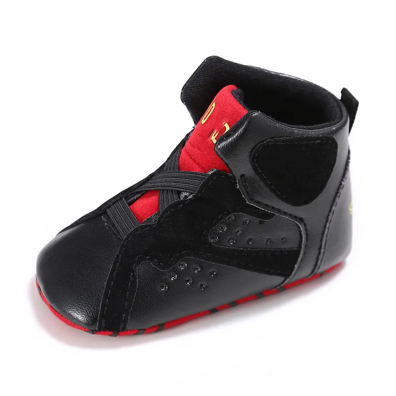 2023 Shoes Girls First Walkers Baby Sneakers Newborn Leather Basketball Infant Sports Kids Fashion Boots Children Slippers Toddler Soft Sole Warm Moccasins