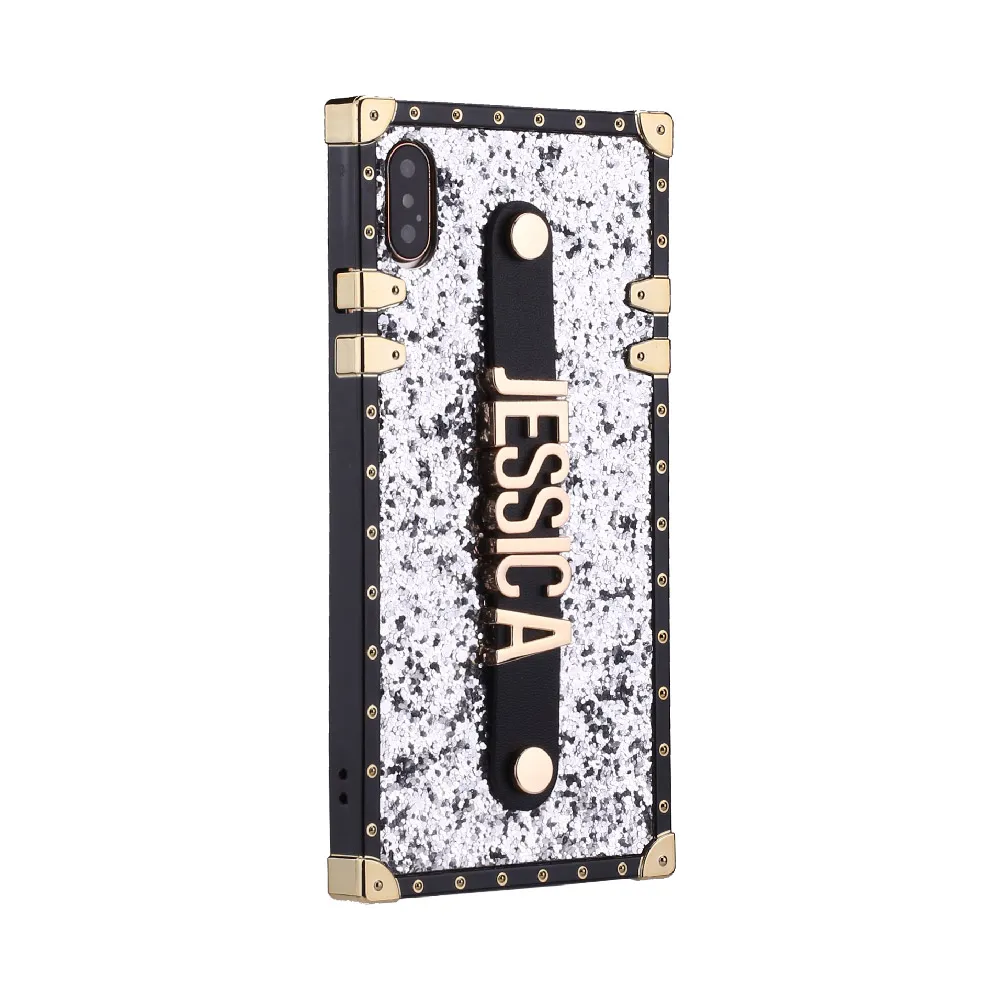 Mode Custom Glitter Trunk Case Holding Strap Gold Metal Personliga Namn Telefonväskor för iPhone 12 11 Pro XS Max XR 7Plus 8 8Plus x
