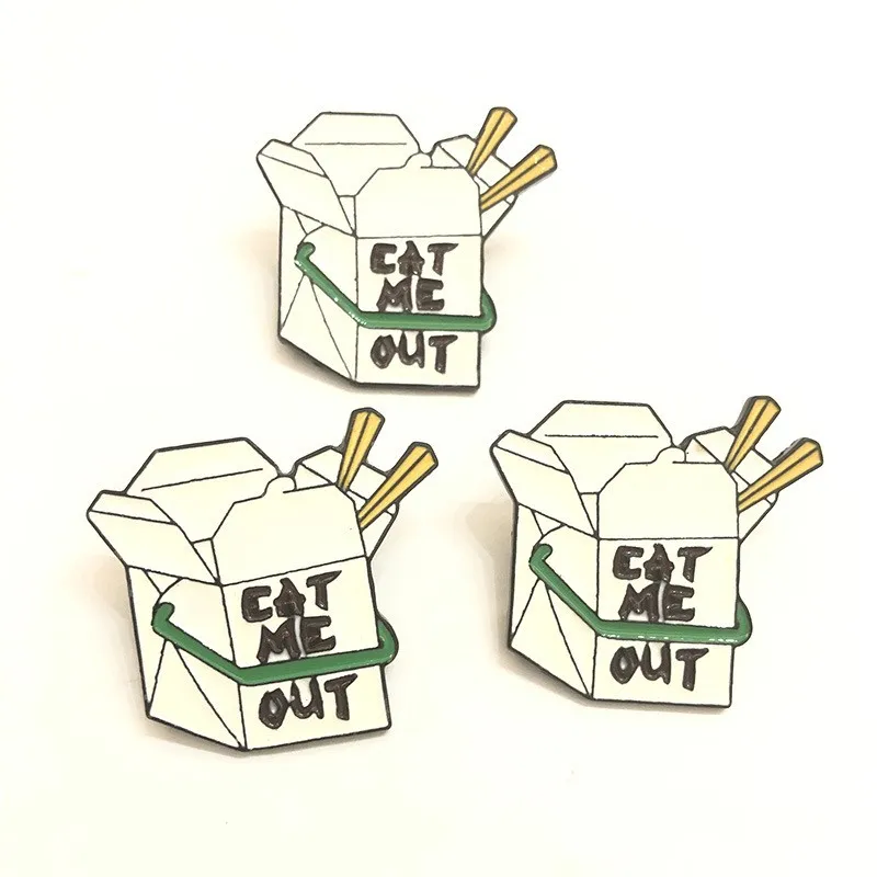 Fast Food Box Emalia Pin Cartoon Eat Me Brooches Przycisk Odznaka Prezent Dla Dzieci Przyjaciół Kapel Pin Biżuteria Odzież Dżinsy Cap Torba C3