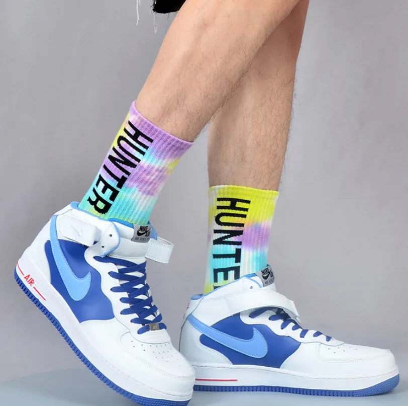 Chaussettes en coton pour hommes et femmes, lettres teintées par nouage, Vortex coloré, classe mâle, drôle, mode heureuse, Skateboard, chaussettes douces pour filles, nouvelle collection