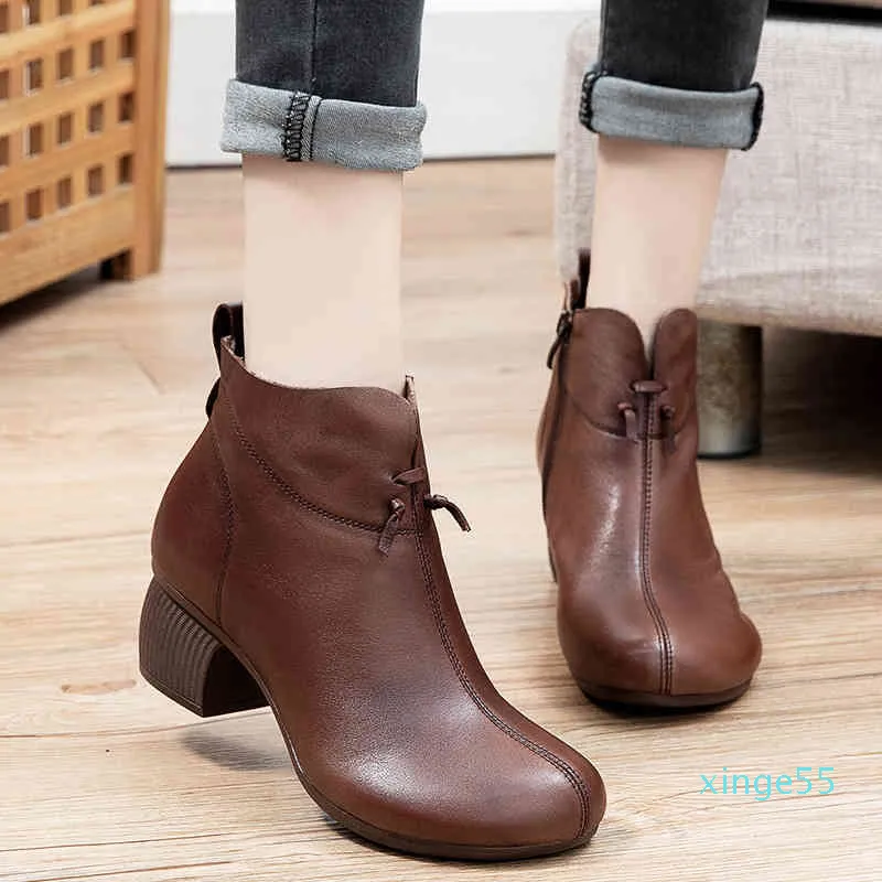 Boots autumn and winter low barrel womens short boots top layer cowhide round head leather high thick heel side zipper Martin