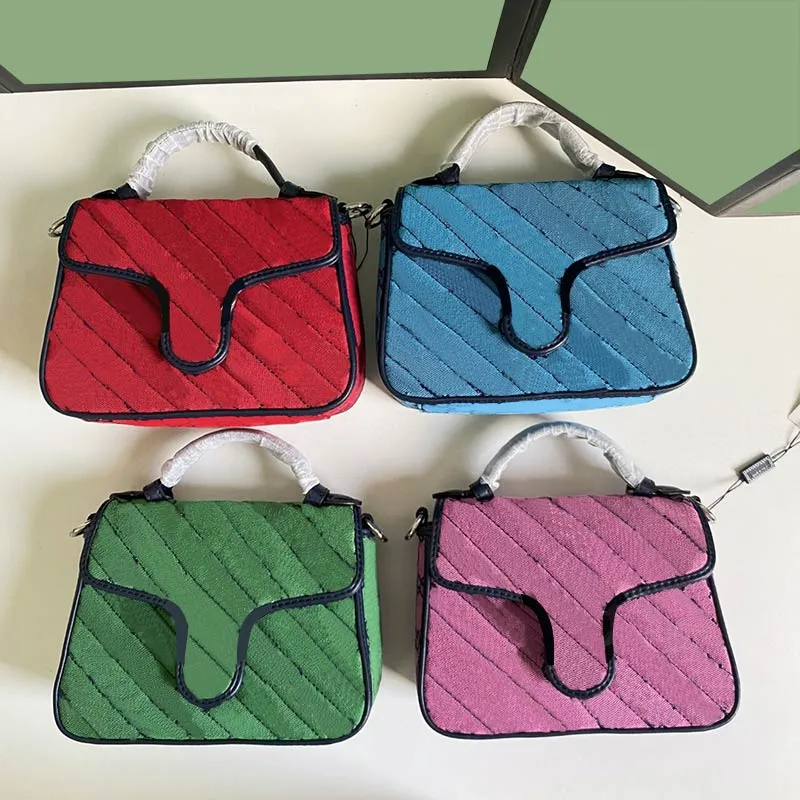 Yaz Mini Kadın Tote Çanta 2021 Çanta Moda Stil Deri Crossbody Çanta Bayanlar Boyutu için 21x15.5x8 cm