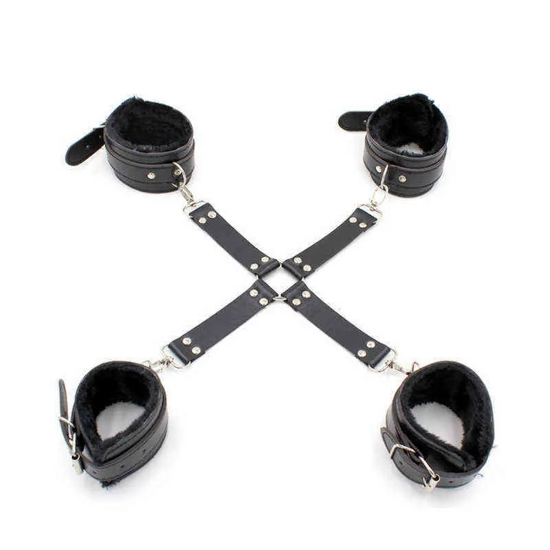 Nxy Giocattoli per adulti Manette in pelle Bdsm Bondage Contenzione Flirtare Schiavo Accessori esotici Giocattoli per coppie Giochi Manette Polsini alla caviglia 1221