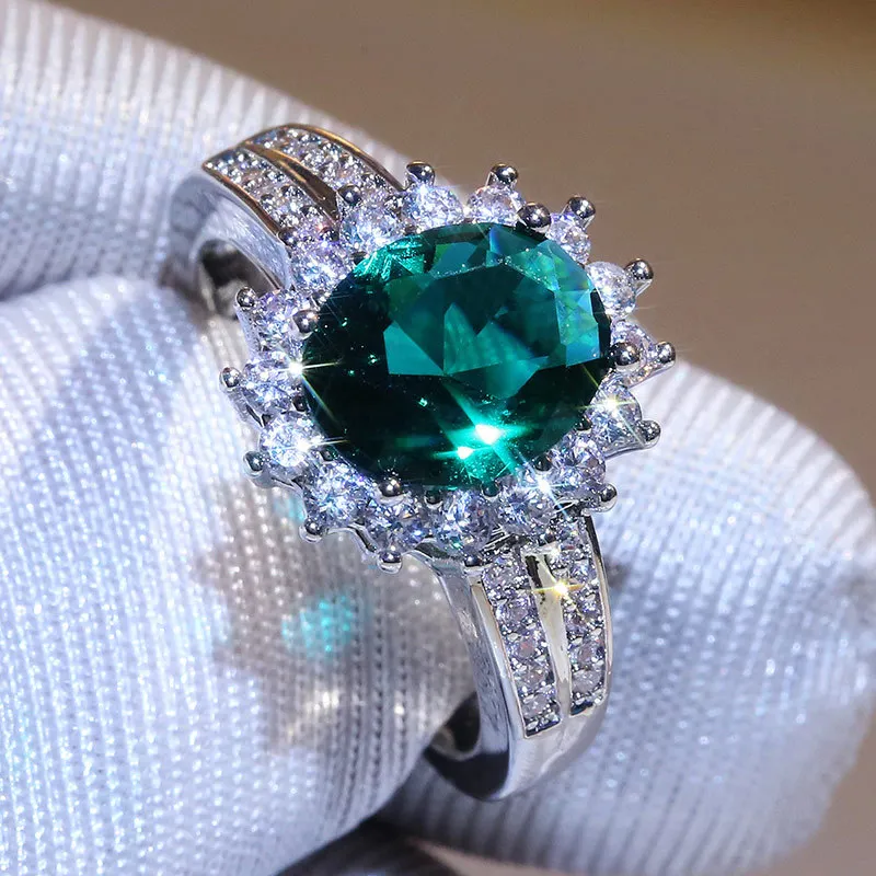 925 Sterling Silver Ring med oval form Emerald Ringar Smycken för Kvinnor Bröllop Promise Party Presenter