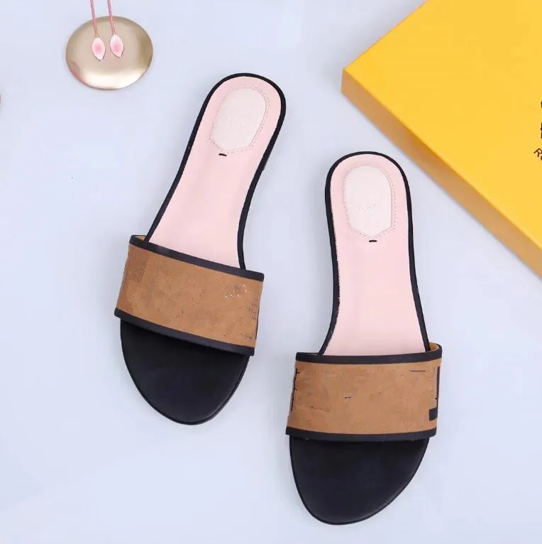 Brand Designer Women Slippers Shoes Leather Summer Footwear Fashion Female Water Slides Outdoor Flat Woman Sandals Beach Shoe