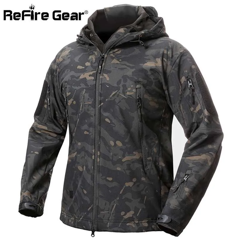 ReFire Gear Shark Skin Soft Shell Tactical Military Jacket Men Waterproof Fleece Coat Army Clothes Camouflage Windbreaker 211126