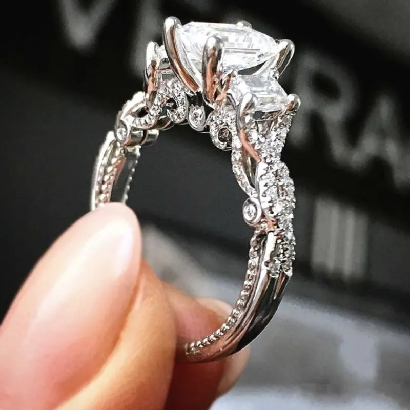 Vintage Princess Cut Lab Diamond Ring 925 Sterling Silver Engagement Wedding Band Rings for Women Bridal Fine Party Jewelry Clusta198n