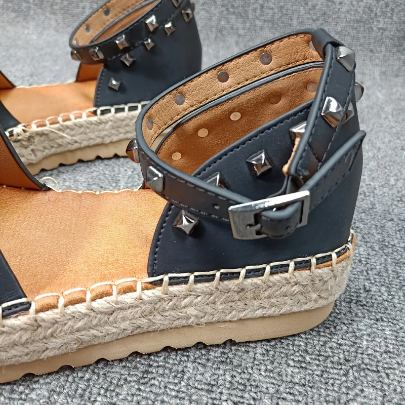 Handmade Sandal Buckle Moda Kobiet Buty 2022 Duży Rozmiar Summer Heels Med Suit Samica Beige Lina Studded Pasek Luksusowy Duży GJ