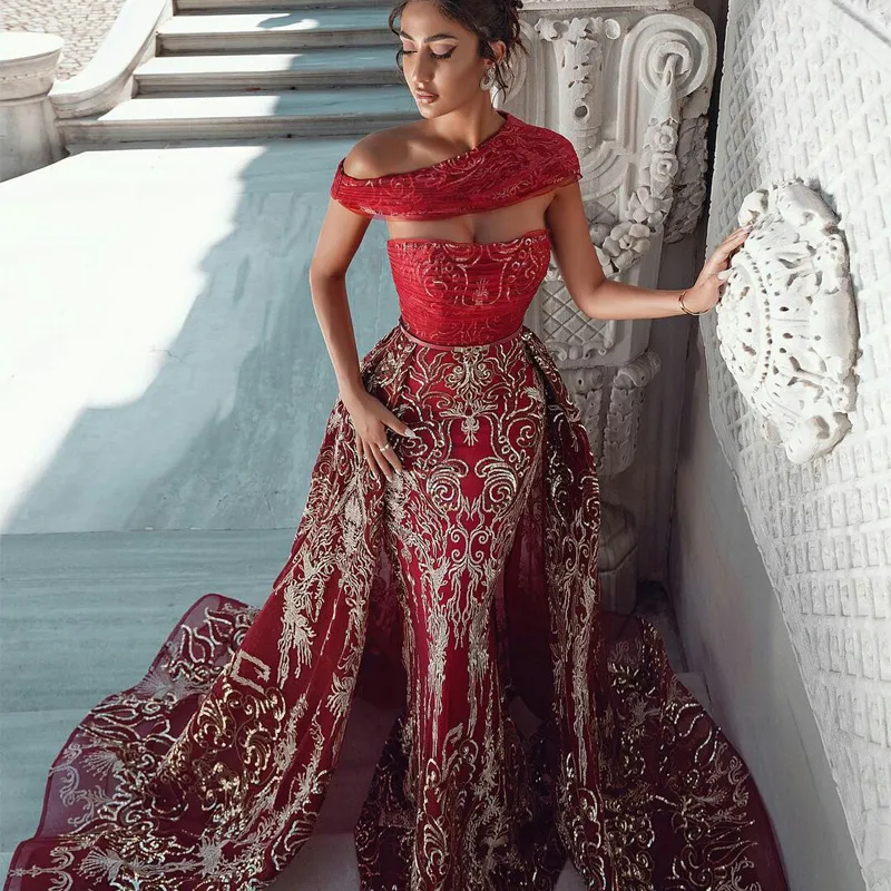 Arabisch Dubai Meerjungfrau Abendkleider Gold Applikationen Party Kleider mit abnehmbarer Schleppe Roter Teppich Mode Abendkleid Vestidos