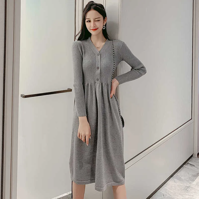 Autumn Winter High Quality Knit Long Dress Women Casual Butoon V-Neck Slim A-Line Sweater es Office Lady Midi 210529