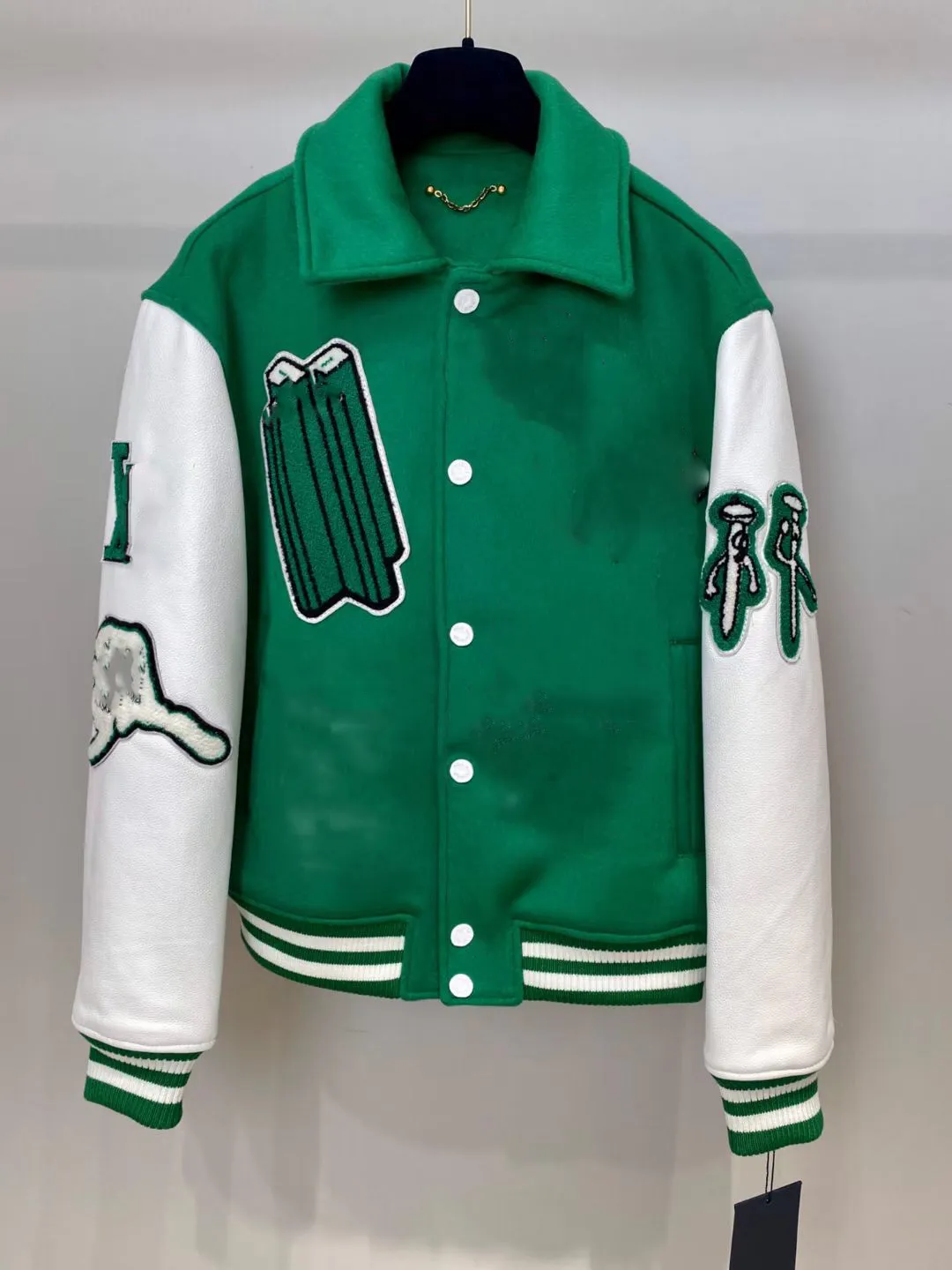 2021 FW Designer Höst och Vinter Show Mens Baseball Jacket Mode Tjock Basketball Aktiv Casual Slim Sportkläder Män Coat Kvinnors Läder Kläder