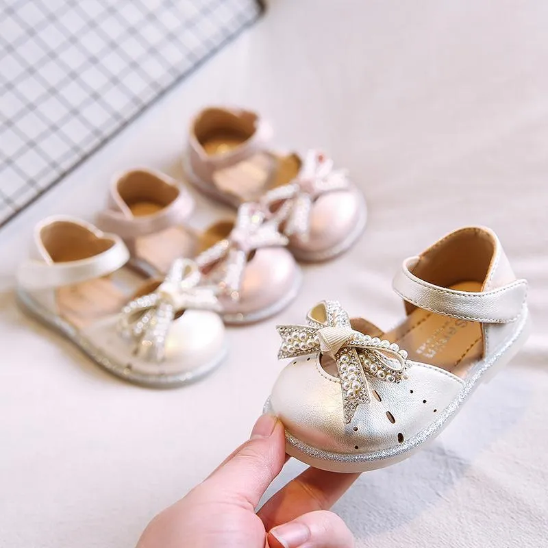 Sandali estivi per bambine Simpatiche scarpe da principessa con nodo a farfalla Infant Single Leather Colore rosa beige Primi camminatori