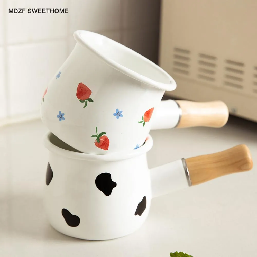 MDZF SWEETHOME 500ml Enamel Milk Pot With Wooden Handle Gas Stove Induction Cooke Baby Breakfast Milk Coffee Saucepan Cookware 210319