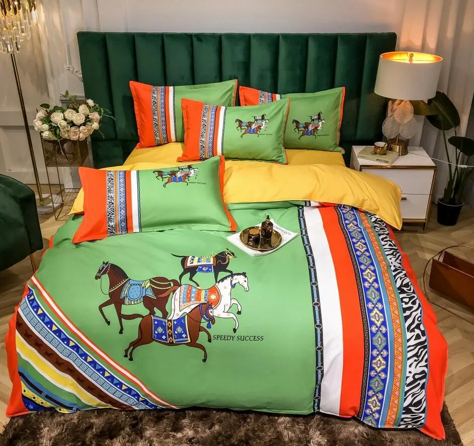 Set di biancheria da letto di design verde Copripiumino Set di trapunte di lusso di alta qualità stampate alla moda della Boemia