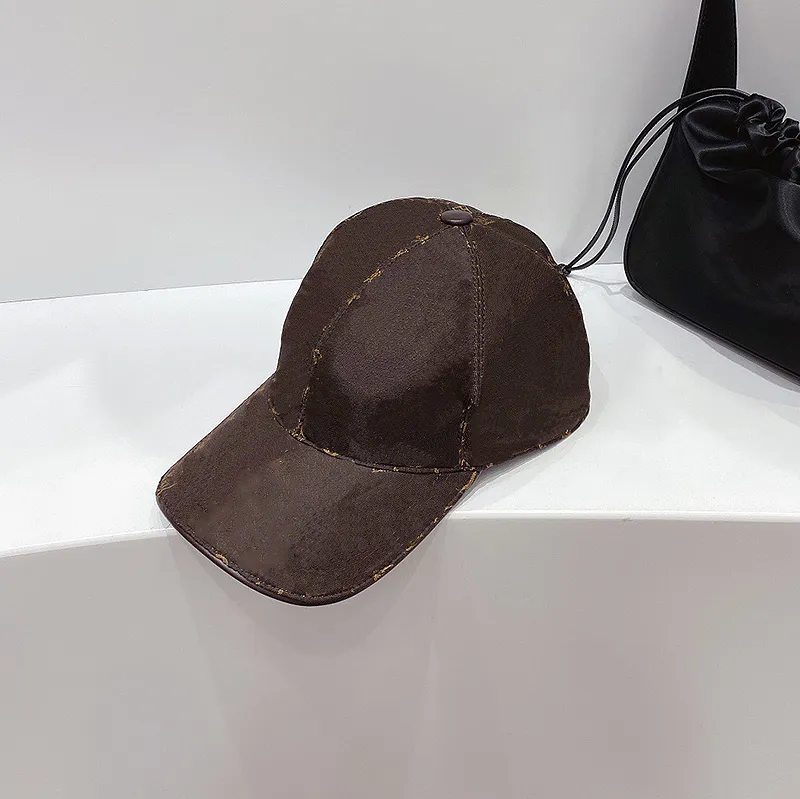 フルクラシックレターボールキャップカップルカジュアルアウトドアハートユニセックス調整可能なレトロなスポーツキャップファッション通気性帽子
