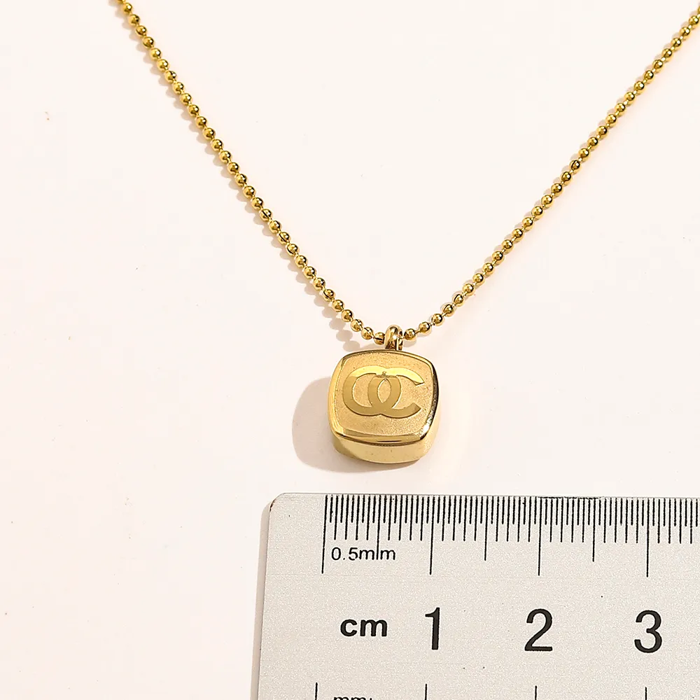 Never Fading 14K Gold Plated Luxury Brand Designer Letters Pendants Necklaces Stainless Steel Letter Choker Pendant Necklace Beads1930