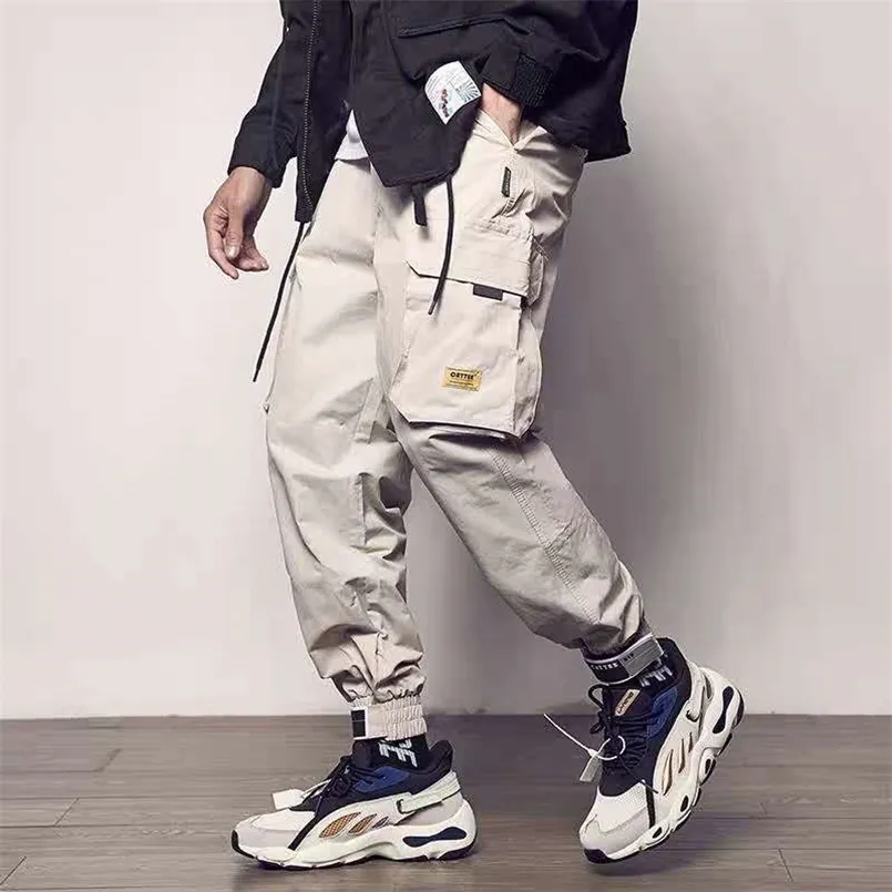 Bolsos Calças de carga Homens Color Patchwork Jogger Casual Moda Calças Táticas Harajuku Streetwear 211013