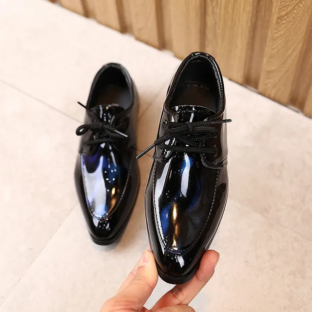 Erkekler Oxford Baskılar Klasik Stil Elbise Ayakkabı Deri Beyaz Sarı Kahve Lace Up Resmi Moda İş