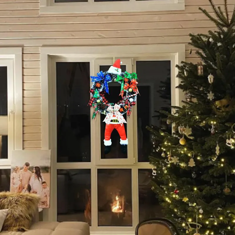 装飾的な花の花輪格子縞のクリスマスサンタクロースのぬいぐるみ脚ガーランド面白いぬいぐるみの脚の花輪の木の飾り窓のドアの飾り