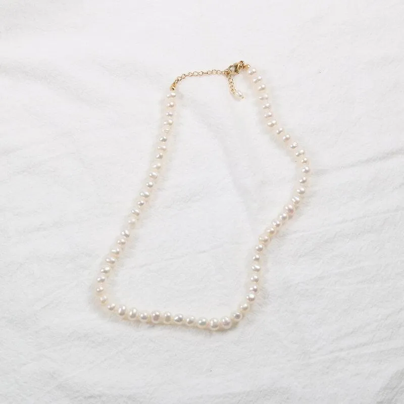 Hängande halsband klassisk design utmärkt glans naturlig vit sötvatten Edison pärla köpa trendigt enkelt halsband