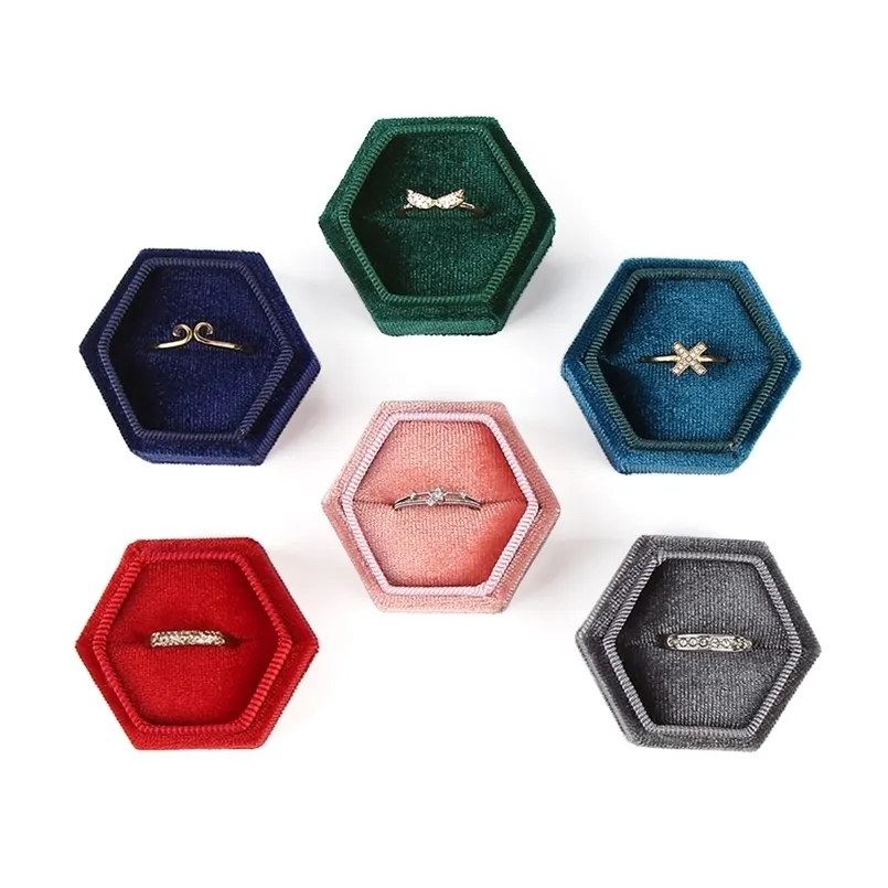 Produkt Hexagon Velvet Pierścień box biżuteria wyświetlacz Uchwyt z zdejmowana pokrywa na ślub zaangażowania 211105