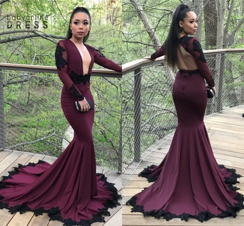 Vintage Burgundy Long Sleeve Prom Dresses Sexy Plunging V Neck Open Back With Black Appliques Long Evening Gowns BA7833