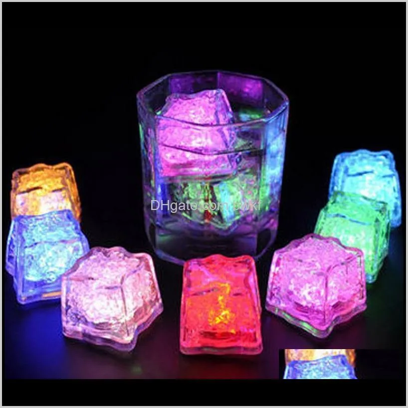 Outros suprimentos festivos Casa Luzes Gardenadas Cor mudando LED Glowing Ice Cubes Piscando Piscando Novidade Partido Fornecimento Drop Delivery 2021