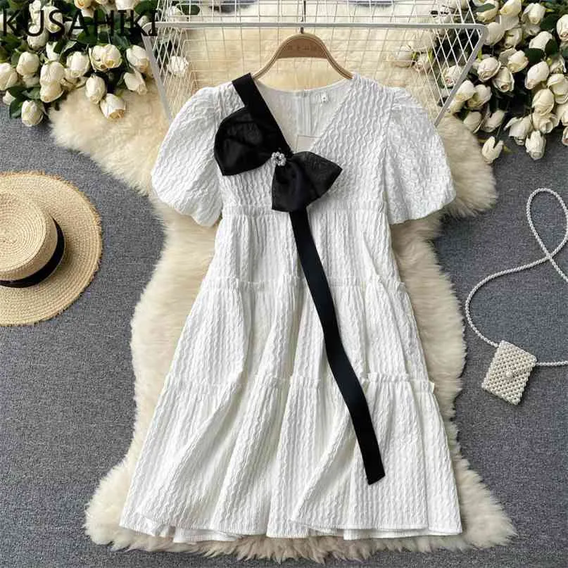 chinese dress ladies European catwalk style lapel lace patchwork waist a-line dress celebri   Lee Nhi Boutique
