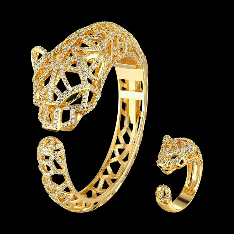 Örhängen Halsband Lanruisha Animal Leopard Hollow Bangle och Ringar Kvinnors Smycken Set Micro-Inlaid Zircon Classic