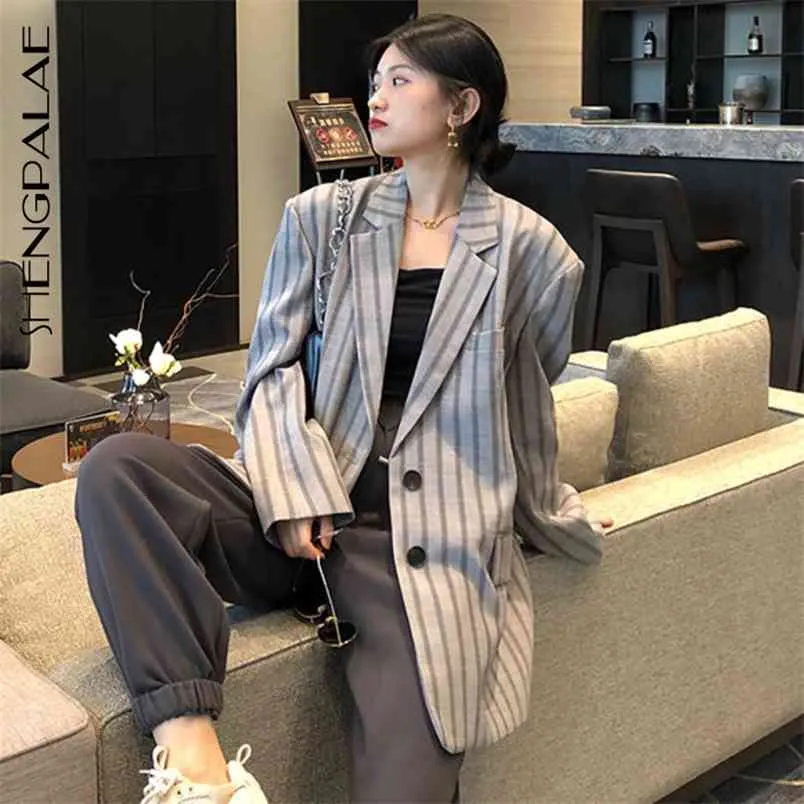 Autumn Women's Handsome Grey Stripe Blazer Casual Large Size Fashion Turn-down Collar Long Sleeve Suit Coat ZC18 210427