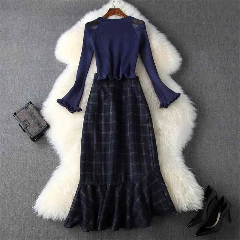 Winter Medium Long Women Set Flare Sleeve O Neck Pullover Ruffles Plaid Skirt 2 Piece Elegant Patry Dress 210520