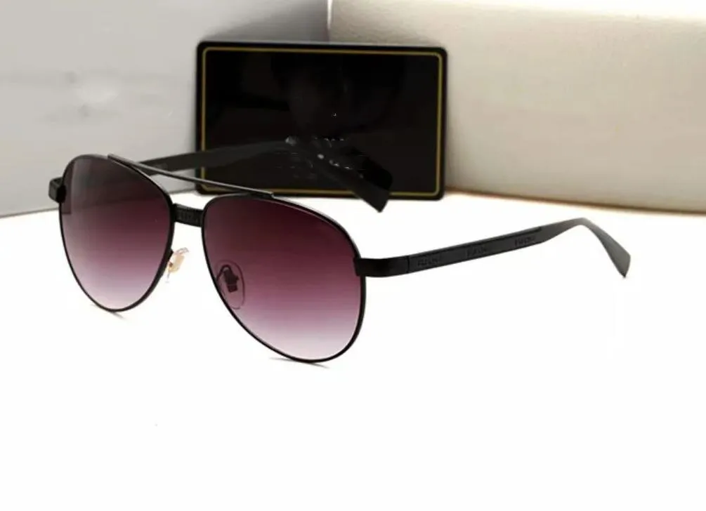 2262 Мужчины Классический дизайн Солнцезащитные очки Мода Овальное Рама Кадр Покрытие УВ400 Линза Углеродные Волокна Ноги Лето Стиль Очки с коробкой