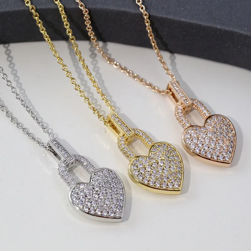 Full Diamond v Письмо подвесное ожерелье мода New Women Ожерелье высококачественные украшения из нержавеющей стали