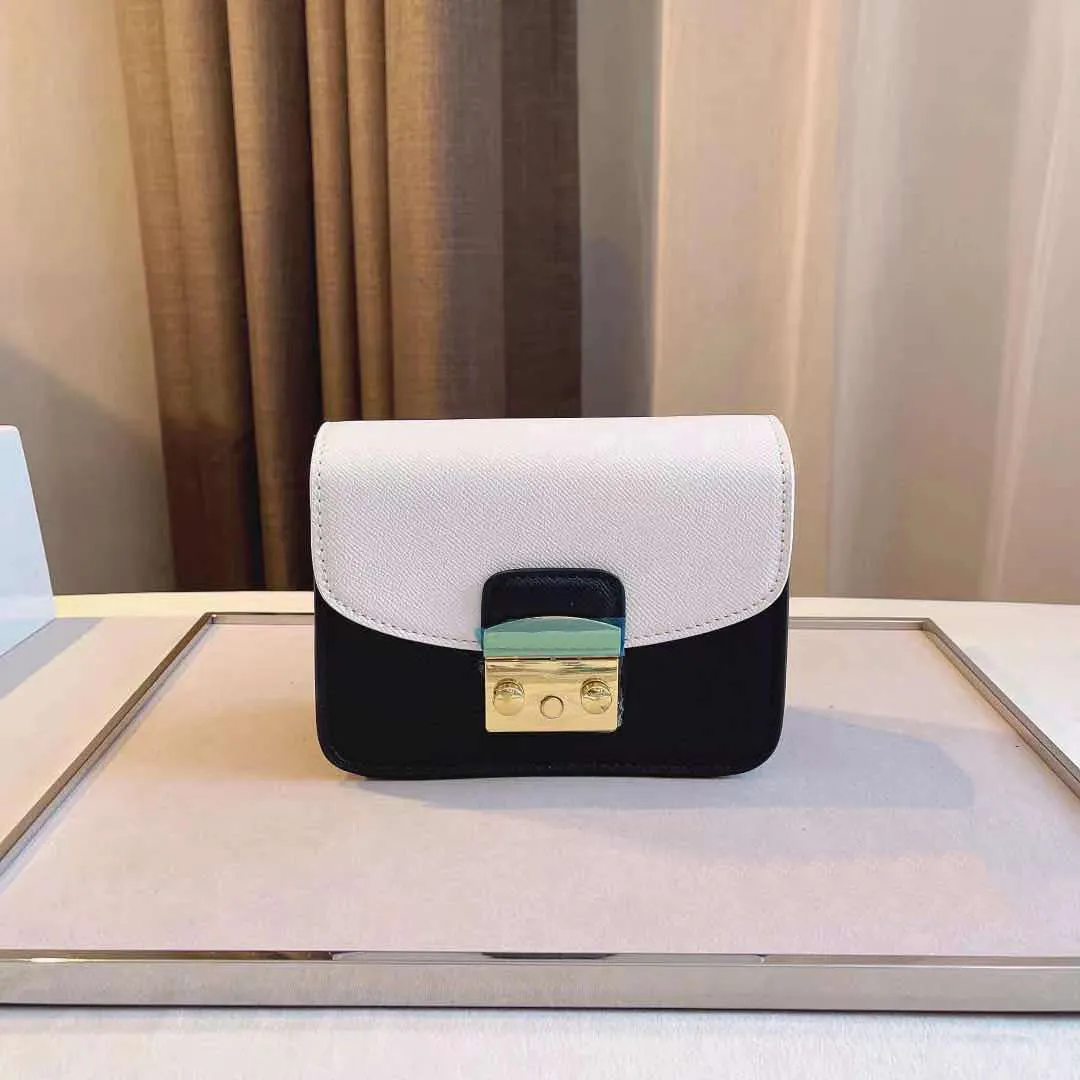 21FW Fashion lady chain messenger bag Handbags designer letter Mini Shoulder Bags women high quality Wallet Crossbody