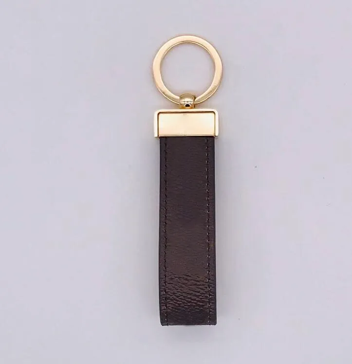 Fashion Luxurys Key chain Buckle lovers Car Keychain Handmade Leather Designers Keychains Men Women Bag Pendant Accessories 