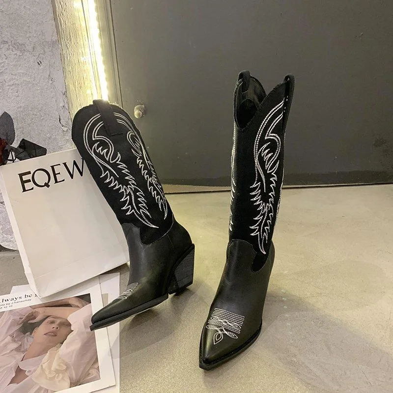 2021 Fashion Embossed Microfiber Läder Kvinnor Stövlar Pekade Toe Western Cowboy Boots Kvinnor Kneeetop Kvalitet Höga Stövlar