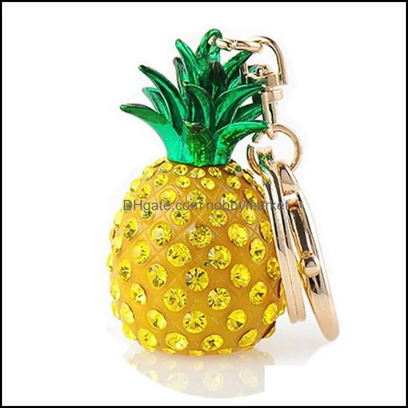 Creative Jewellery Luxury Rhinestone Pineapple Key Rings for Women Bag Buckles Car Key Keychain Fashion Accessories Birthday Gifts