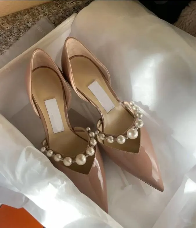 Eleganckie buty ślubne buty do sukni ślubnej Aurelie Pumps Lady Sandals Pearls Pasp Luksusowe projektanci wskazane palce wysokie obcasy Kobiety Chodzący czarny nagi z pudełkiem EU35-42